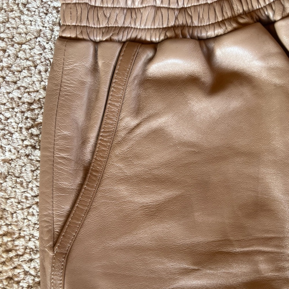 Zeynep Arcay Camel Leather Shorts - Picture 5 of 11